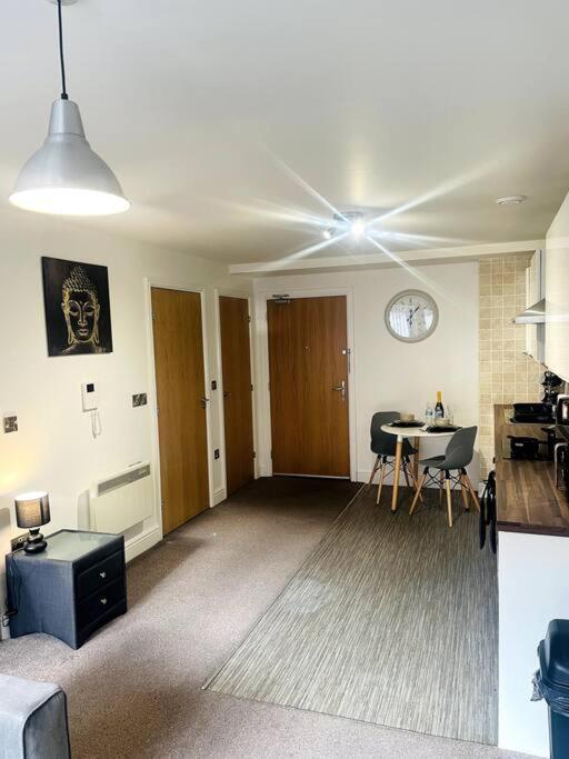 #215 1 Bed Serviced Apartment Derby Exteriér fotografie